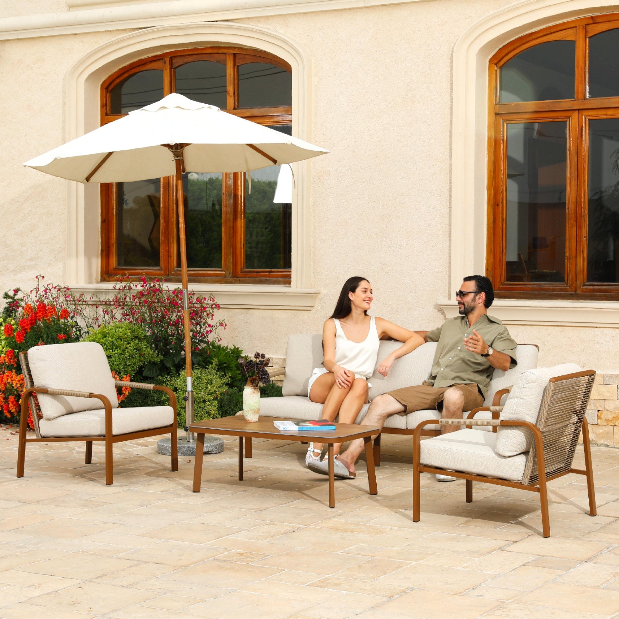 Aluminum Patio Sofa Set, 4-Piece Outdoor Furniture with Coffee Table and Cushions, Garden and Balcony Conversation Set, Beige